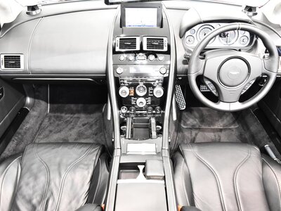 صورة 12 لـ 2010 Aston Martin DBS VOLANTE