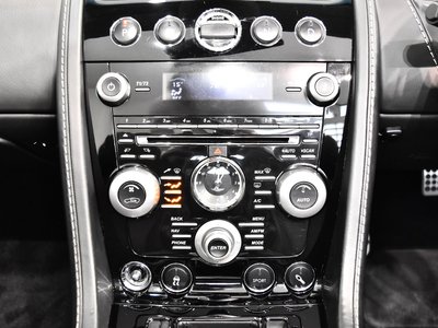 صورة 15 لـ 2010 Aston Martin DBS VOLANTE