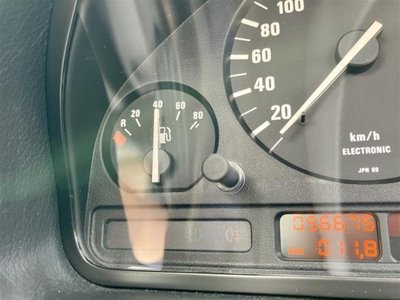 1995 BMW 5 SERIES 照片 23