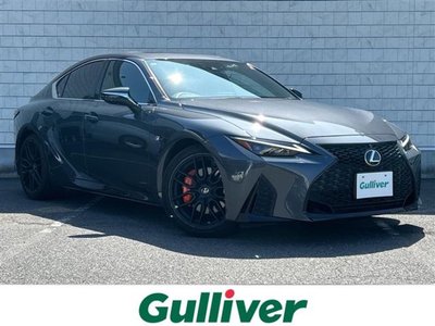 2021 Lexus IS photo 1