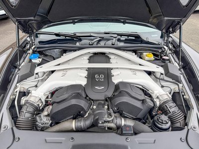 صورة مصغرة 36 لـ 2015 Aston Martin VANQUISH