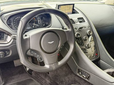 صورة مصغرة 18 لـ 2015 Aston Martin VANQUISH