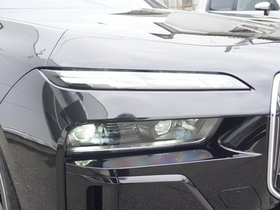2025 BMW I7 photo 7