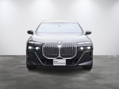 2025 BMW I7 photo 2