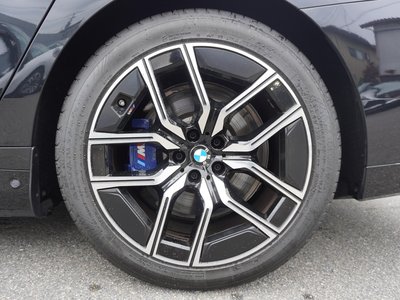2025 BMW I7 thumbnail 46