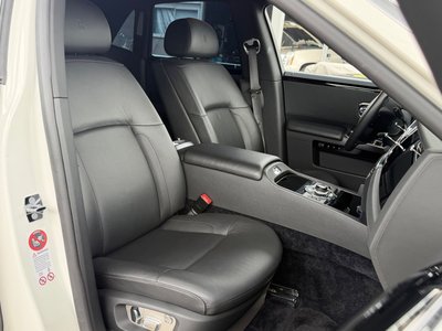 صورة 38 لـ 2012 ROLLS-ROYCE GHOST