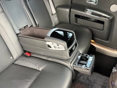 صورة 52 لـ 2012 ROLLS-ROYCE GHOST