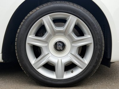 صورة 62 لـ 2012 ROLLS-ROYCE GHOST