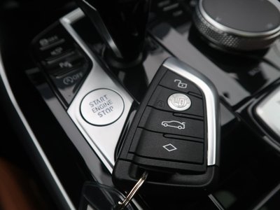 2022 BMW Alpina B3 照片 30
