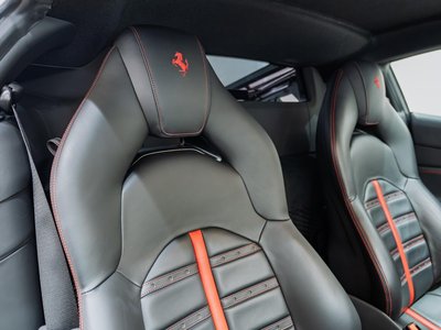 2017 Ferrari 488 GTB 照片 15