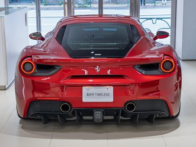 2017 Ferrari 488 GTB — миниатюра 36