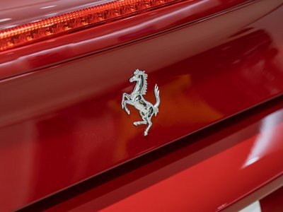 2017 Ferrari 488 GTB — миниатюра 32
