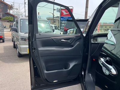 صورة مصغرة 46 لـ 2026 Toyota ALPHARD