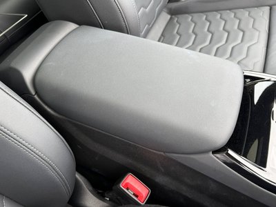 صورة 34 لـ 2025 AUDI A6 AVANT E-TRON