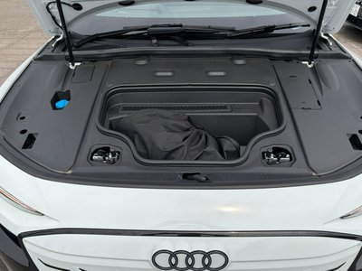 صورة 56 لـ 2025 AUDI A6 AVANT E-TRON