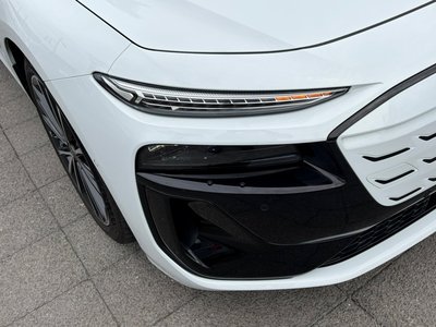 صورة 64 لـ 2025 AUDI A6 AVANT E-TRON