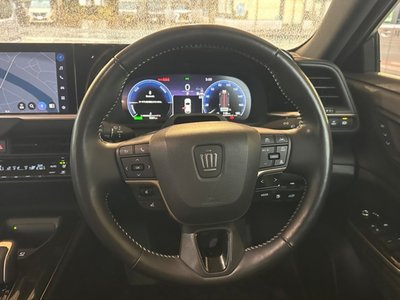 2024 Toyota CROWN SPORT photo 9