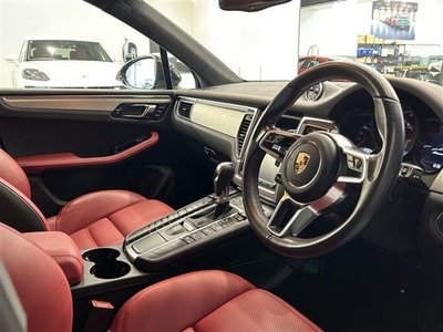 2015 Porsche MACAN — фото 14