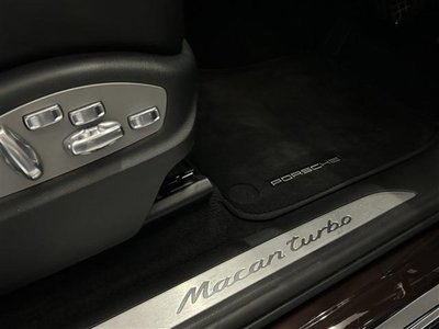 2015 Porsche MACAN — фото 25