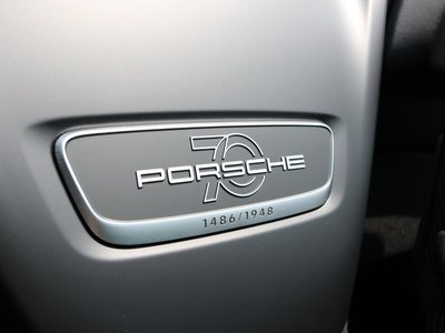2020 Porsche 911 thumbnail 27
