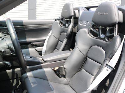 2020 Porsche 911 thumbnail 24