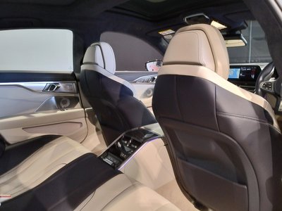 2021 BMW 8 SERIES GRAN COUPE thumbnail 38