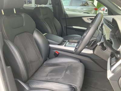 2021 AUDI Q8 照片 9