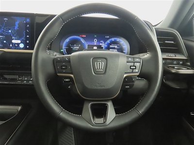 صورة 24 لـ 2025 Toyota CROWN SPORT