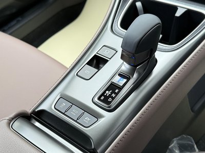 2026 Lexus LBX thumbnail 44
