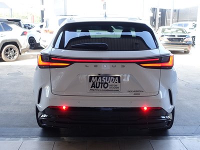 2023 Lexus NX — миниатюра 17
