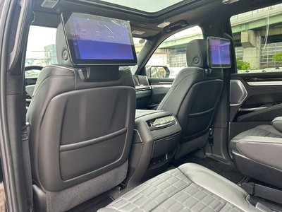 صورة مصغرة 56 لـ 2025 Cadillac ESCALADE