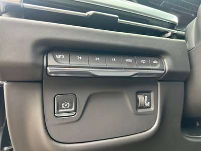 صورة مصغرة 46 لـ 2025 Cadillac ESCALADE