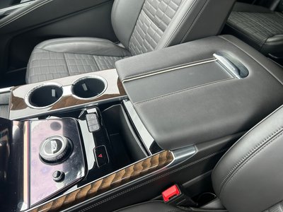 صورة مصغرة 42 لـ 2025 Cadillac ESCALADE