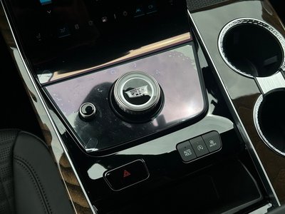صورة مصغرة 41 لـ 2025 Cadillac ESCALADE