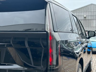 صورة مصغرة 10 لـ 2025 Cadillac ESCALADE