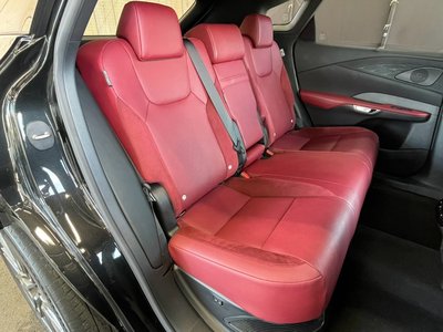 صورة مصغرة 33 لـ 2023 Lexus RX