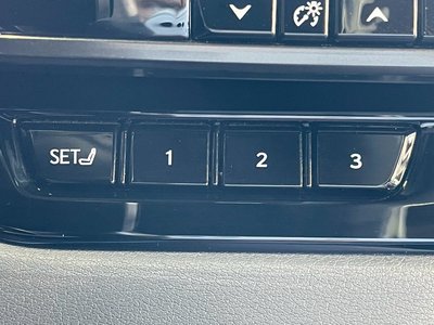 صورة مصغرة 38 لـ 2023 Lexus RX