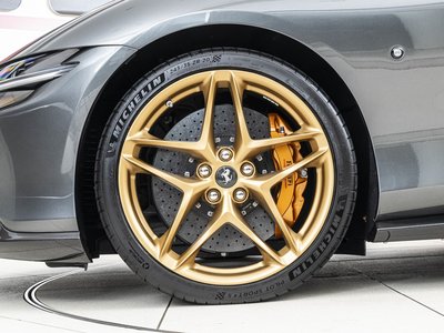 صورة مصغرة 7 لـ 2025 Ferrari ROMA SPIDER
