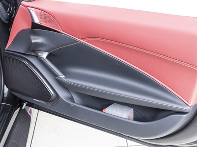 صورة مصغرة 34 لـ 2025 Ferrari ROMA SPIDER