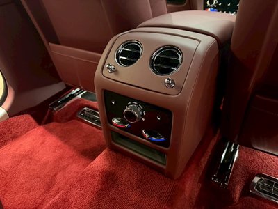 صورة 42 لـ 2021 ROLLS-ROYCE GHOST