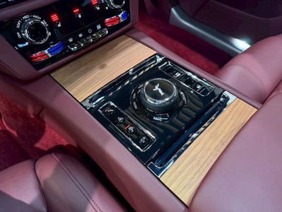 صورة 33 لـ 2021 ROLLS-ROYCE GHOST