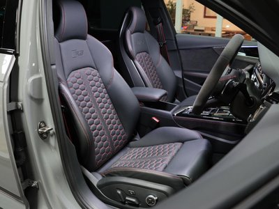 2021 AUDI RS4 AVANT thumbnail 40