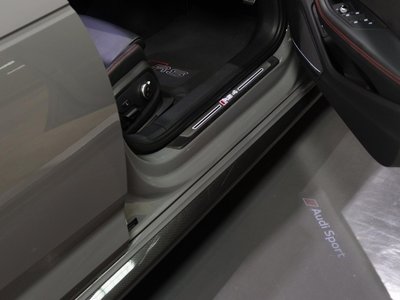 2021 AUDI RS4 AVANT thumbnail 49