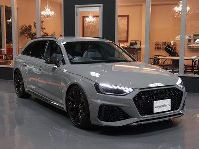 2021 AUDI RS4 AVANT photo 4