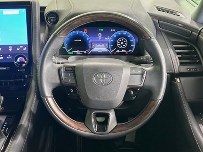 2023 Toyota ALPHARD — фото 12