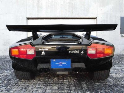 صورة 12 لـ 1982 Lamborghini COUNTACH