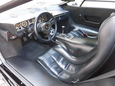 صورة 4 لـ 1982 Lamborghini COUNTACH