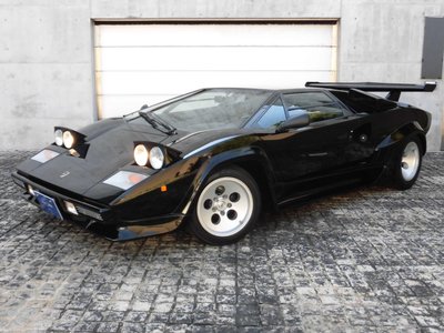 صورة 2 لـ 1982 Lamborghini COUNTACH