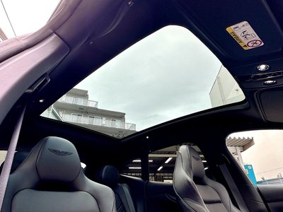 2024 Aston Martin DBX — миниатюра 20