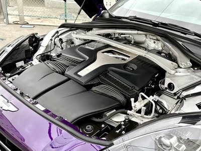 2024 Aston Martin DBX — миниатюра 80
